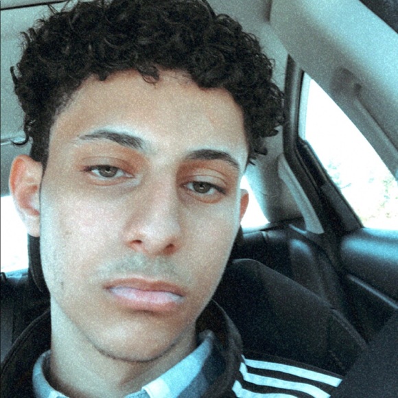 Meet your Posher, Ben - Picture 8 of 8